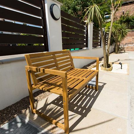 Modern Apartment Free Off Road Parking King Bed Suite 9 Nottingham Exterior foto