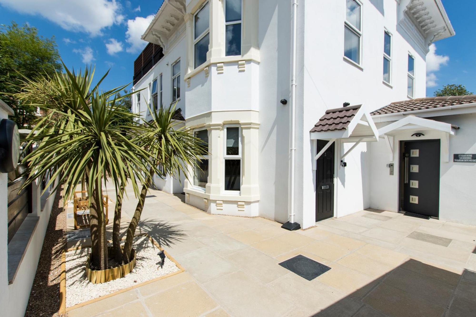 Modern Apartment Free Off Road Parking King Bed Suite 9 Nottingham Exterior foto